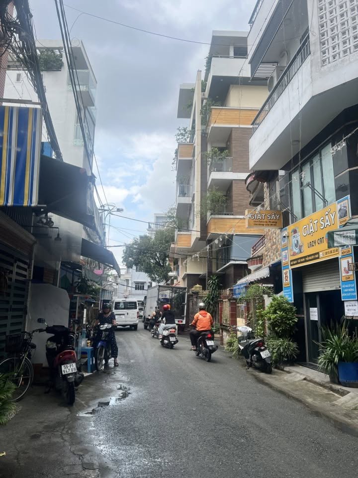 Nhà 3 mặt thoáng, hẻm ô tô, kinh doanh cafe, Tân Bình - 5.99 tỷ