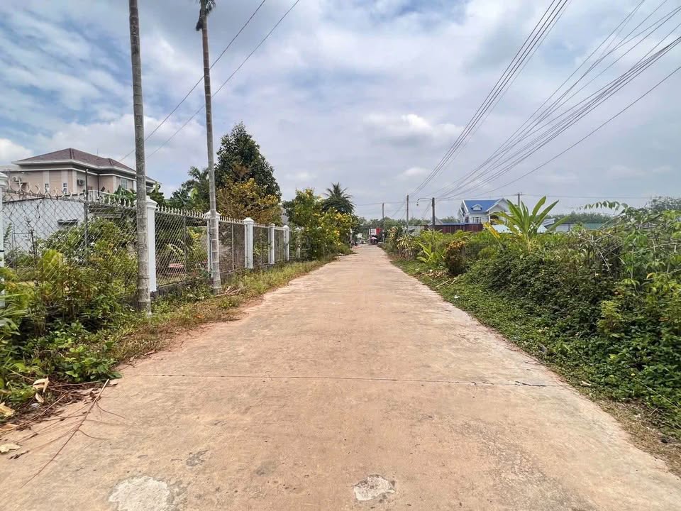 Bùng nổ 2 lô đất vàng Bàu Bàng, Bình Dương