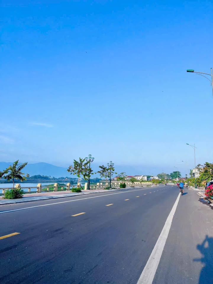 Bán lô góc đẹp tại khu tái định cư Bầu Gáo, Diên Khánh, cách sông 100m