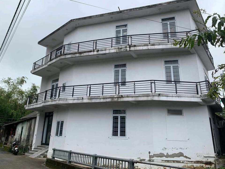 Nhà 3 tầng Huế vừa ở vừa kiếm tiền tỷ, giá hời như mơ