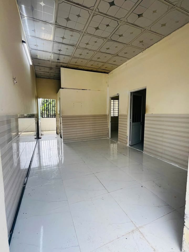 Nhà trọ phòng ngủ 70m2, 3 triệu/tháng, gần khu dân cư Hồng Loan