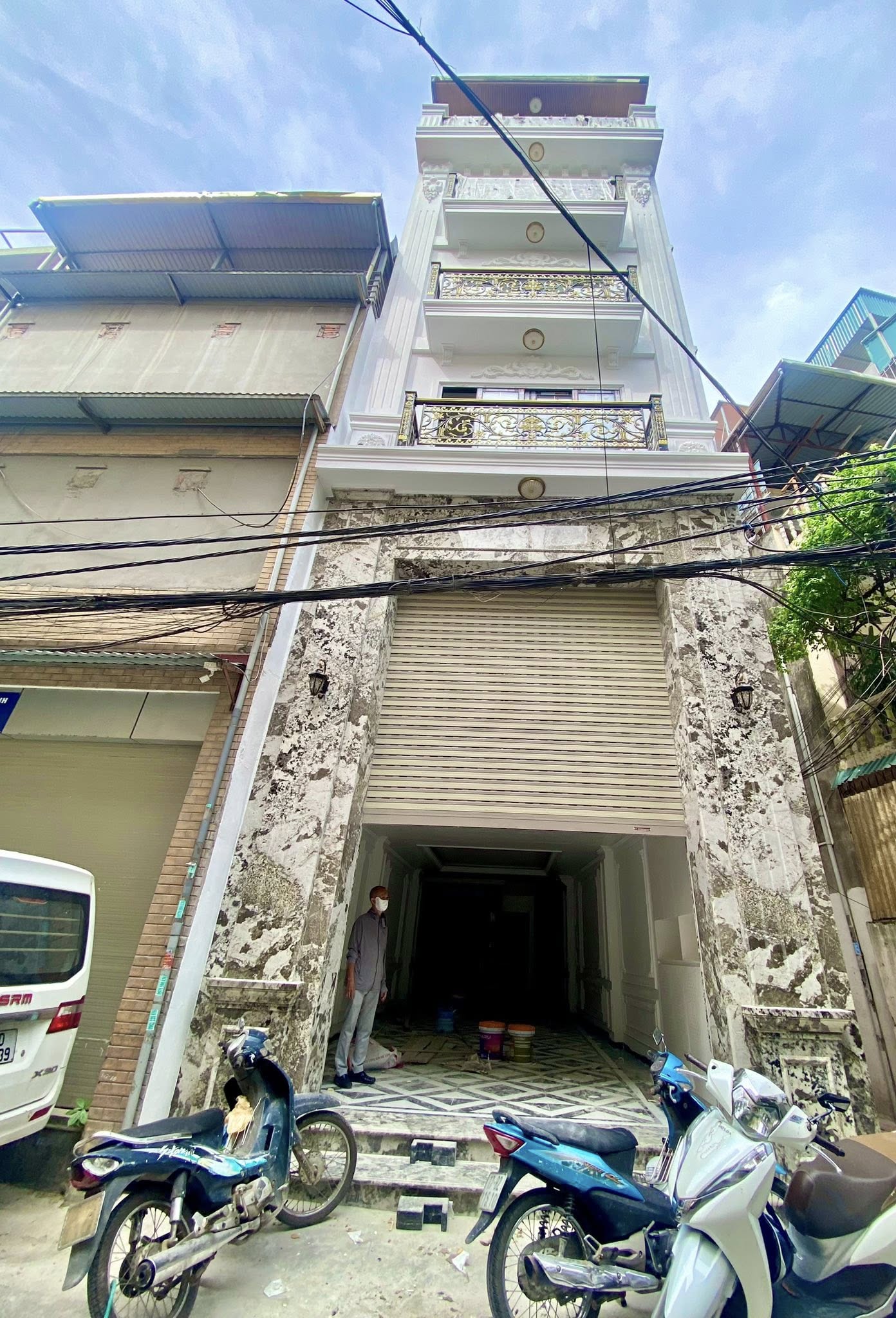 Chào mừng quý khách đến với cơ hội sở hữu siêu phẩm nhà mặt phố tại Hai Bà Trưng, Hà Nội!