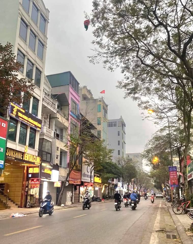 Nhà Lạc Trung, Hai Bà Trưng Lô góc 3 thoáng, kinh doanh đỉnh, ô tô đỗ 3 mặt