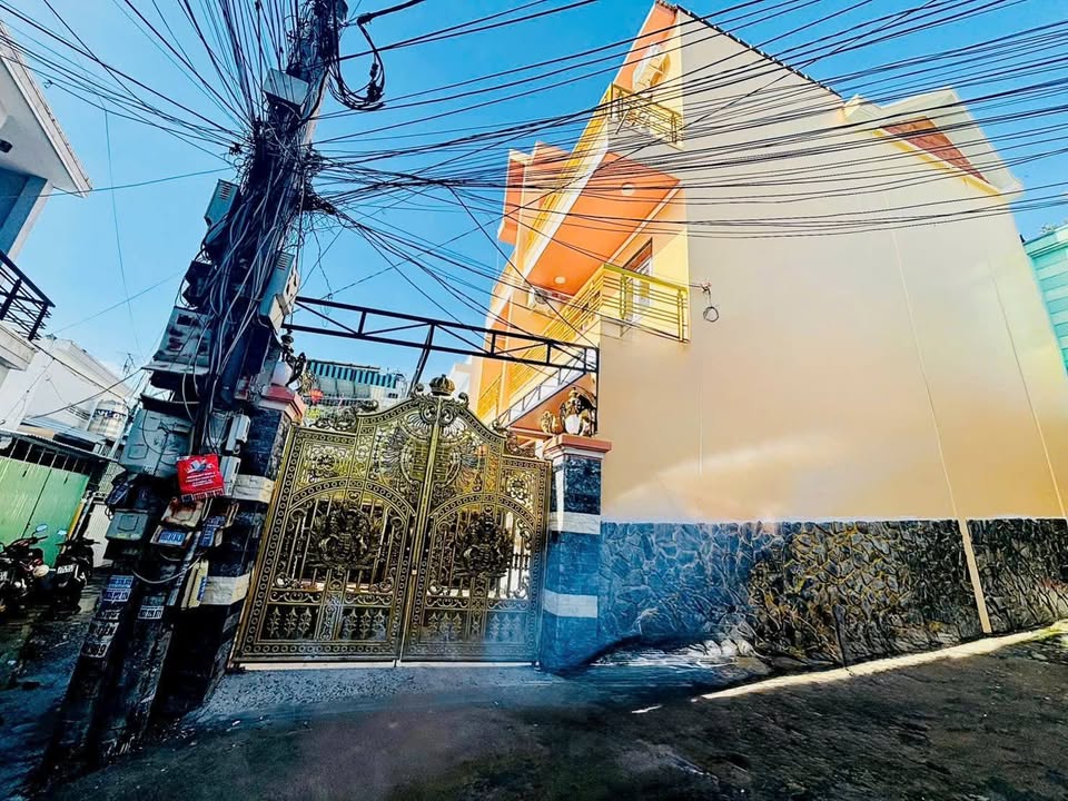 Bán căn góc 3 tầng đường ô tô Vĩnh Phước, gần Biển Hòn Chồng - 114m2