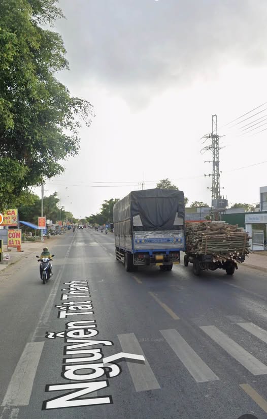 Mặt tiền Quốc lộ 14 xịn sò, kinh doanh bao cháy