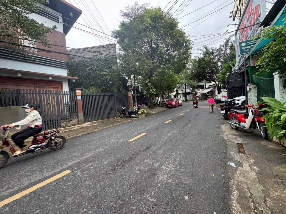 Nhà riêng tọa lạc tại đường Trần Phú, thành phố Buôn Ma Thuột, tỉnh Đắk Lắk
