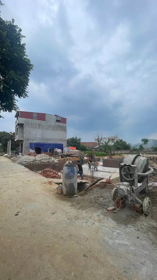 Bán đất thổ cư 61m2, mặt tiền 5m, hướng Đông Bắc, gần khu đô thị Phú Lộc