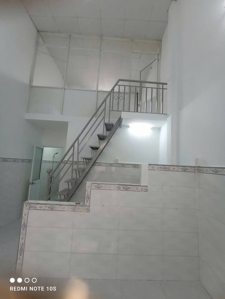 Bán nhà 1 trệt 1 lầu 4x12m, Củ Chi, giá 590 triệu