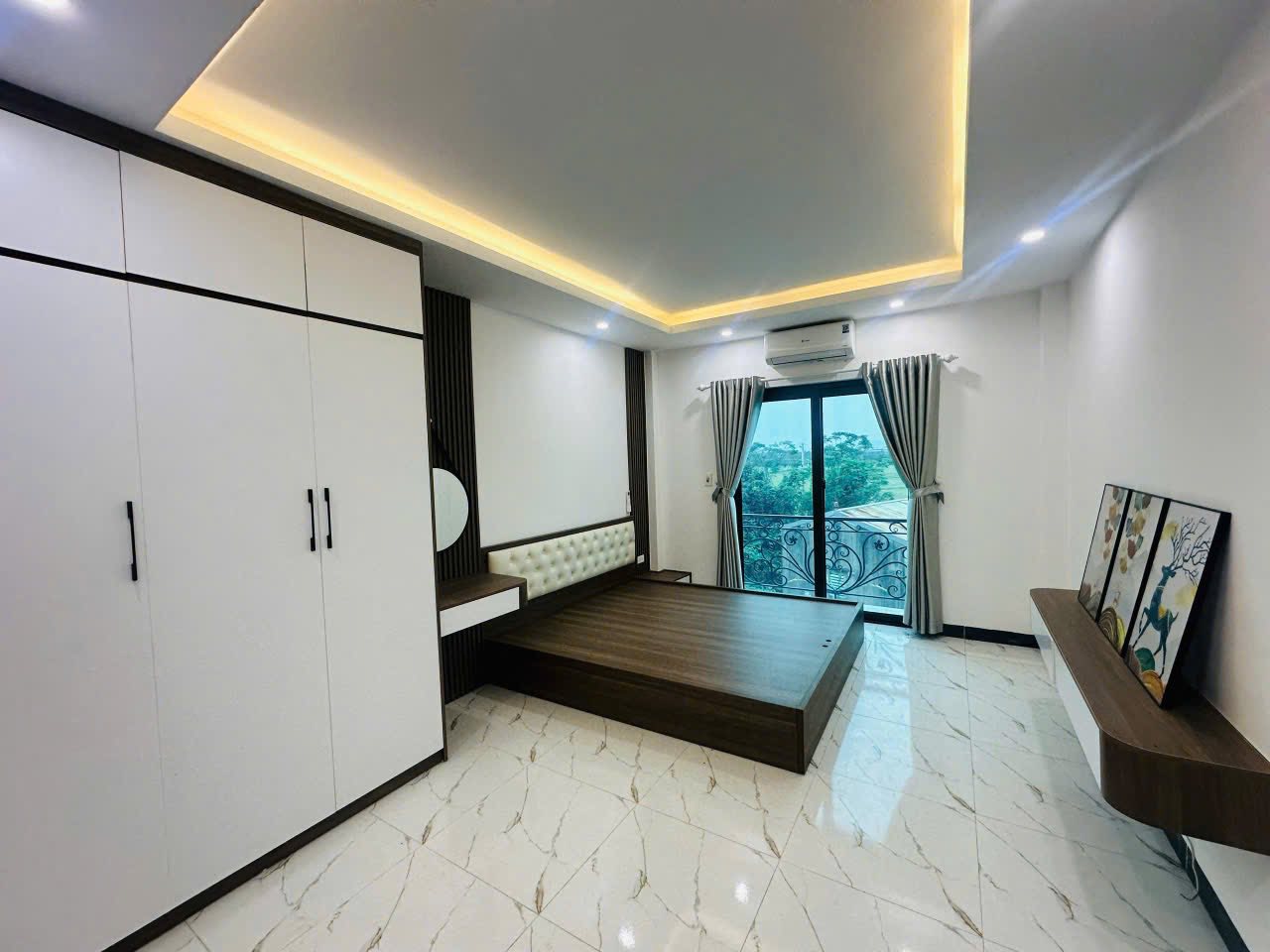 Nhà 5 tầng full nội thất, kinh doanh tốt, ô tô tránh nhau tại Hà Đông