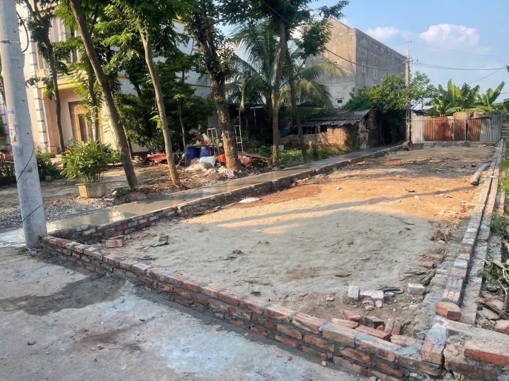 Lô góc 117m² Thôn Thượng, Sóc Sơn đường thông, ô tô tải vào tận đất, giá nhỉnh 3 tỷ