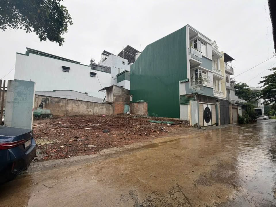 Đất vàng hẻm Lý Tự Trọng, Buôn Ma Thuột giá hời, đường thông, tiện ích ngập tràn