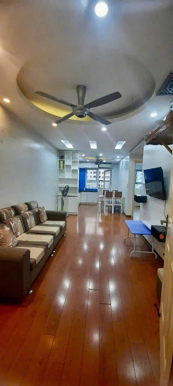 Tọa lạc tại tầng 15, căn hộ 1504 thuộc tòa HH1A, khu đô thị Linh Đàm