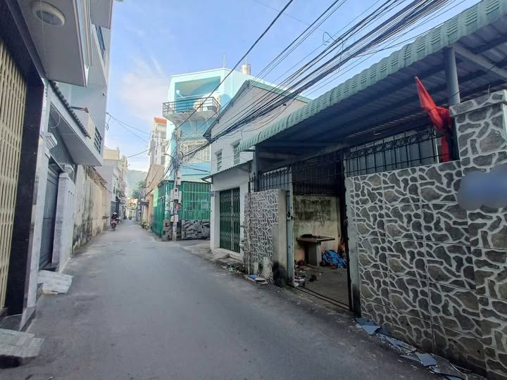 Chào mừng quý vị đến với lô đất vàng tại hẻm ô tô Phạm Hồng Thái