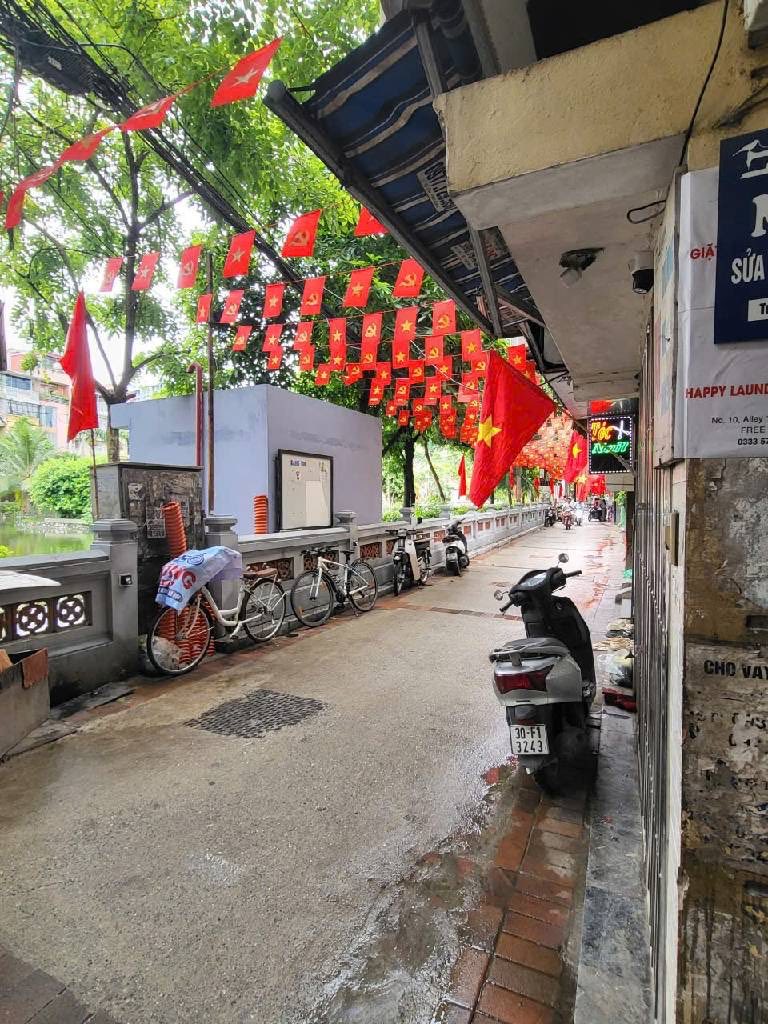 Nhà 6 tầng thang máy 38m² sát phố Ngọc Hà, Ba Đình