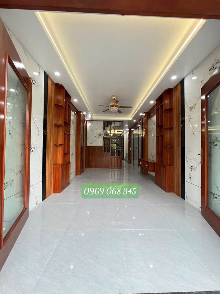 Nhà 4 tầng 50m² Vũ Phúc, ô tô đỗ cửa, giá nhỉnh 3 tỷ