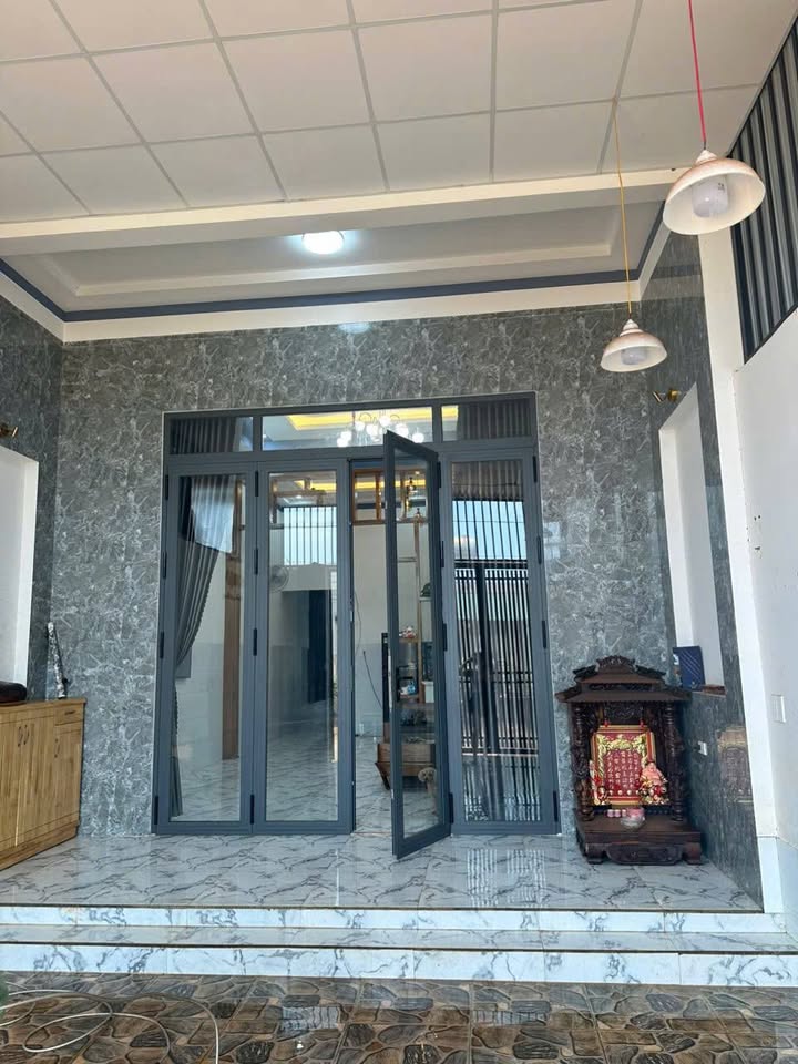 Nhà đẹp full nội thất 5m x 24m, 1,73 tỷ, gần trung tâm Buôn Ma Thuột