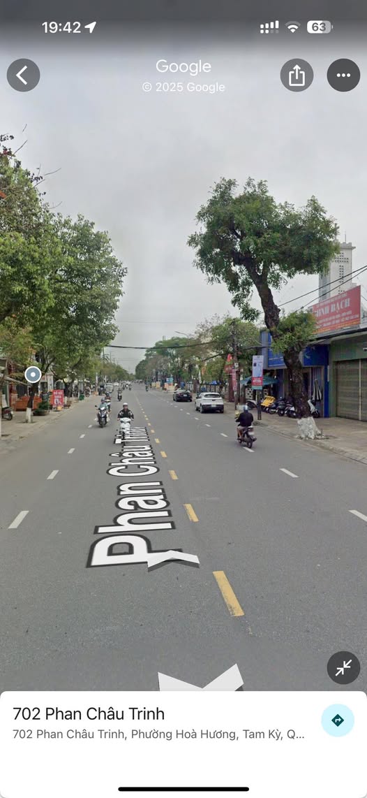 Nhà lầu mặt tiền đường PCT Tam Kỳ với diện tích đất siêu rộng 270m2, ngang 4m