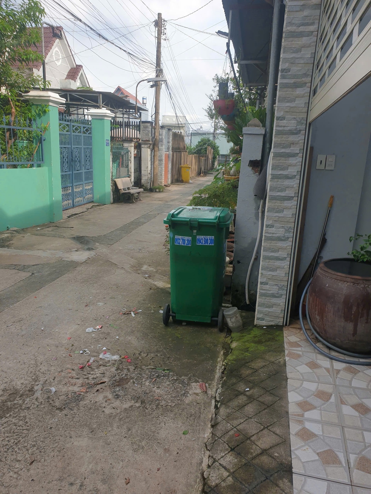 Nhà 180m2 Biên Hòa 4 phòng ngủ, sổ riêng, giá hời 5,2 tỷ, đón nước lũ bằng nụ cười