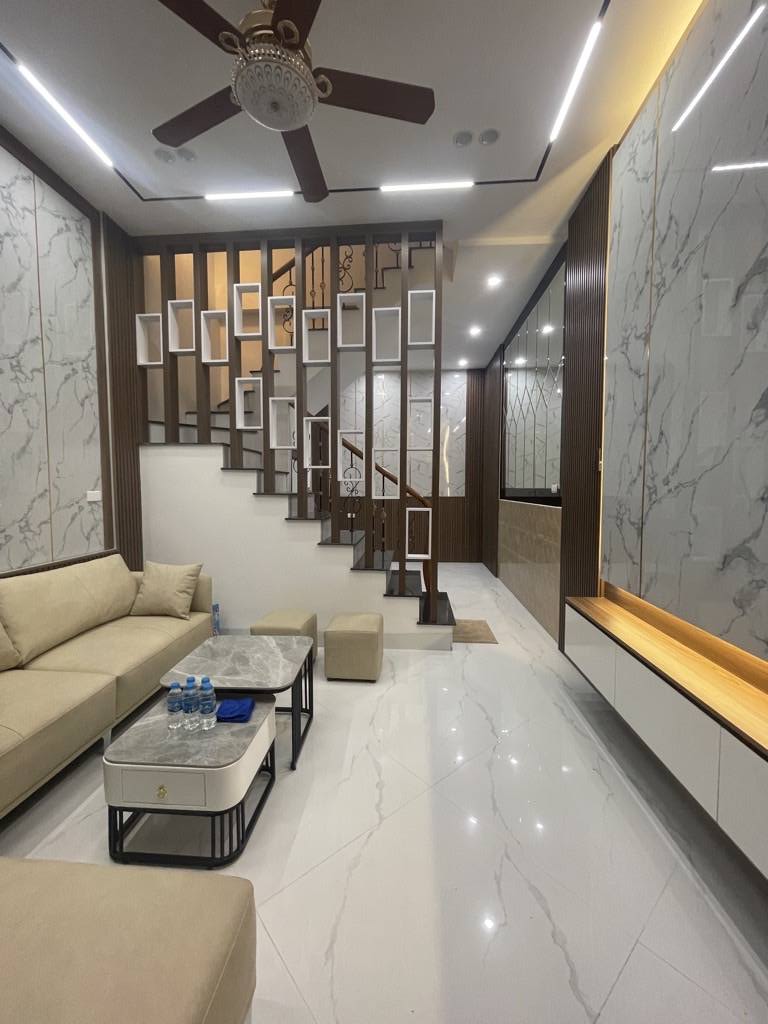 Nhà Trần Khát Chân - ngõ ba gác thông, sổ đỏ chính chủ, sẵn sàng giao dịch