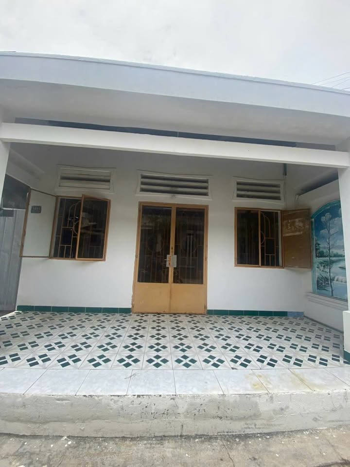 Bán nhà 2 căn riêng biệt gần sân banh Long Bình, Nguyễn Xiển, Quận 9, 4,3 tỷ