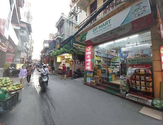 Nhà Pháo Đài Láng 5 tầng đẹp, kinh doanh tốt - 13.5 tỷ