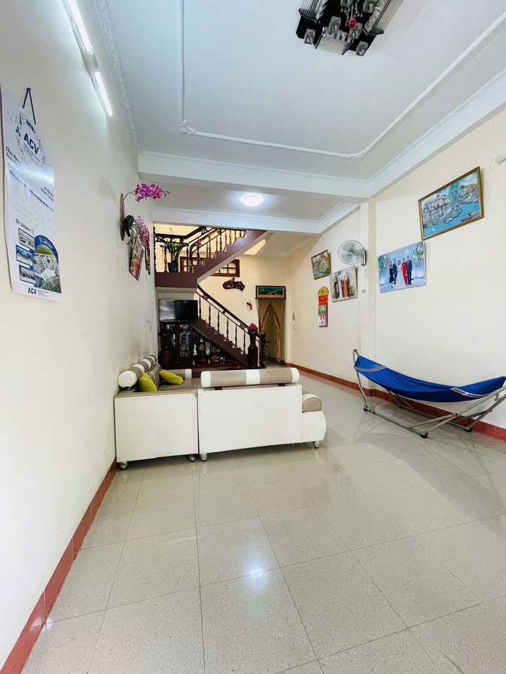 Sốc nhà 1 mê đường Phù Đổng, khu MêTro giá chỉ 6,7 tỷ