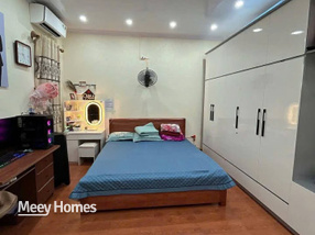 Khám phá ngôi nhà nằm trong ngõ chợ Đình Đoài, vị trí đắc địa