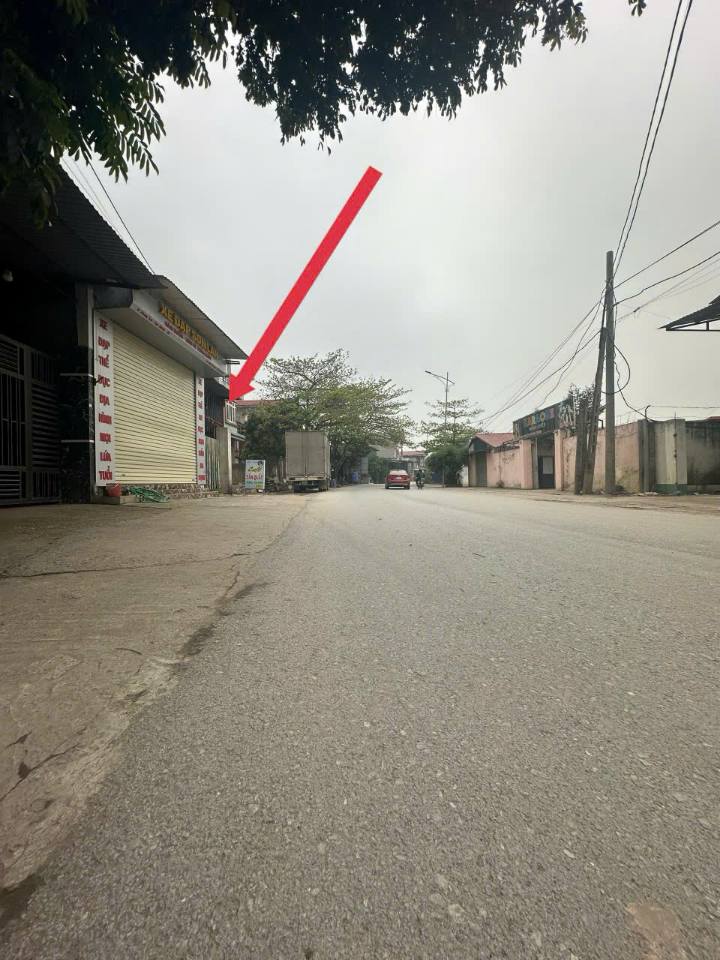 Bán nhà mặt tiền kinh doanh đường 305 Tam Dương, Vĩnh Phúc giá siêu tốt