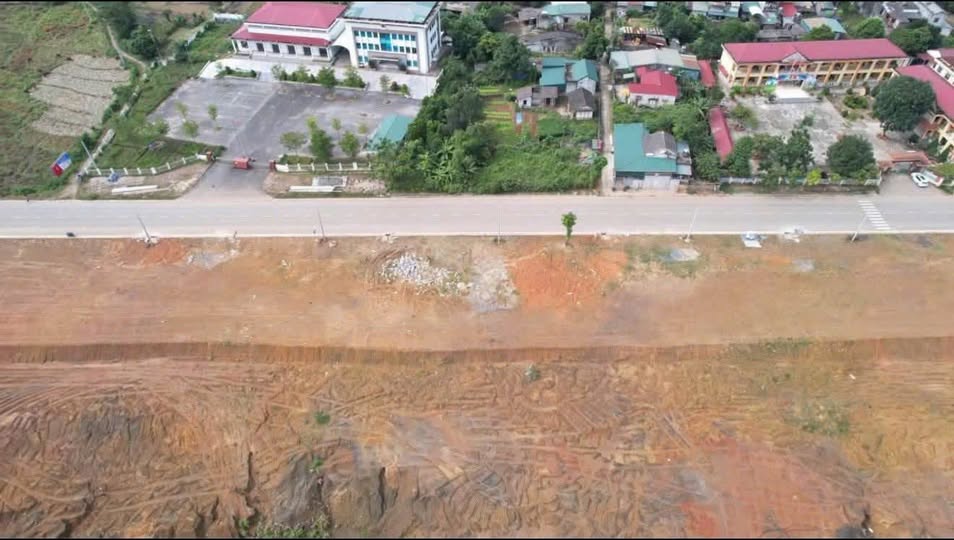 Đất vàng Bản Vược, Bát Xát, sổ đỏ trao tay, kinh doanh đắc lộc