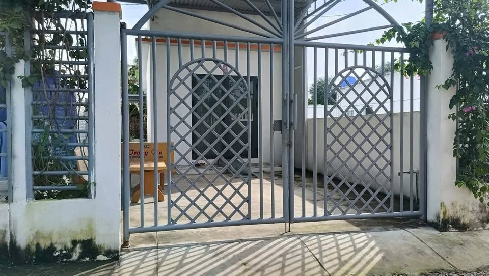 Nhà mới 550 triệu, ngang 5m, sổ hồng riêng tại An Bình Tây, Ba Tri