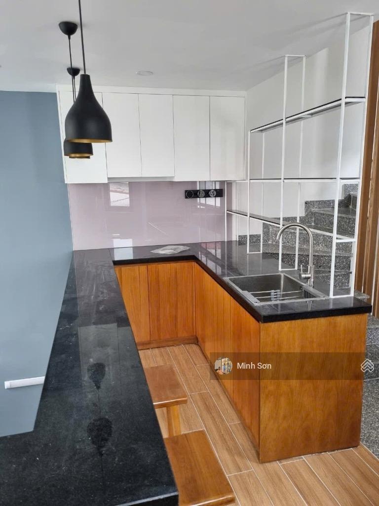 Nhà 4 Tầng gần BV Ung Bướu, Bình Thạnh, mới, 3 mặt thoáng đường Nơ Trang Long. Giá 4+ Tỷ