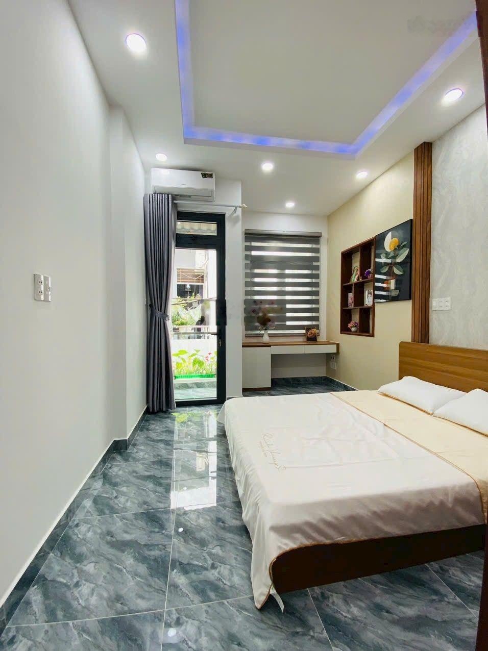 Nhà đẹp huỳnh văn nghệ hẻm xe hơi tặng full nội thất chỉ 4.98 tỷ