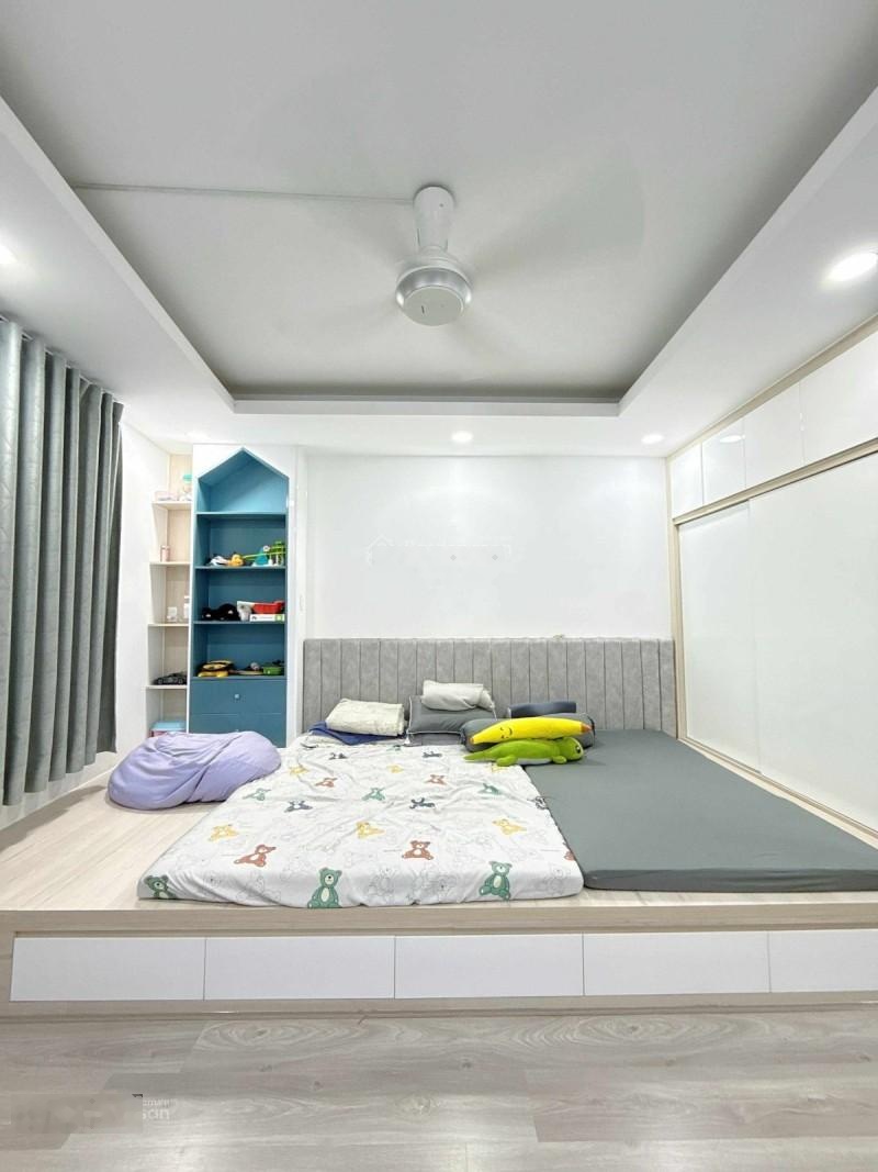 Trung tâm tân bình nhà 5 tầng hoàn công đủ - nhỉnh 5 t.ỷ - vảo ở ngay