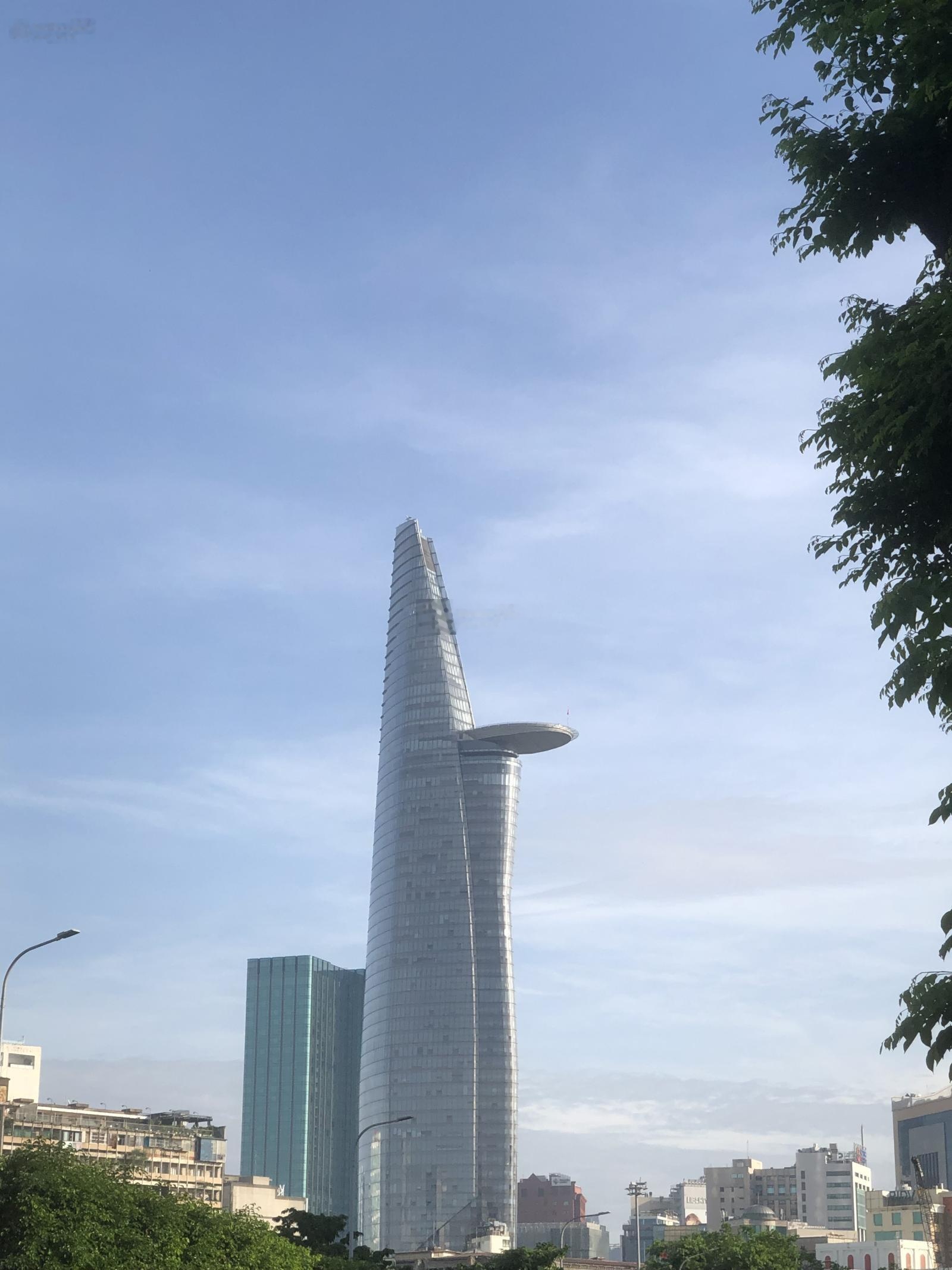 Nhà 2 tầng 2 mặt tiền - 60m2 - Pasteur - Bến Thành - Q1 - sổ riêng - chỉ 10tỷ