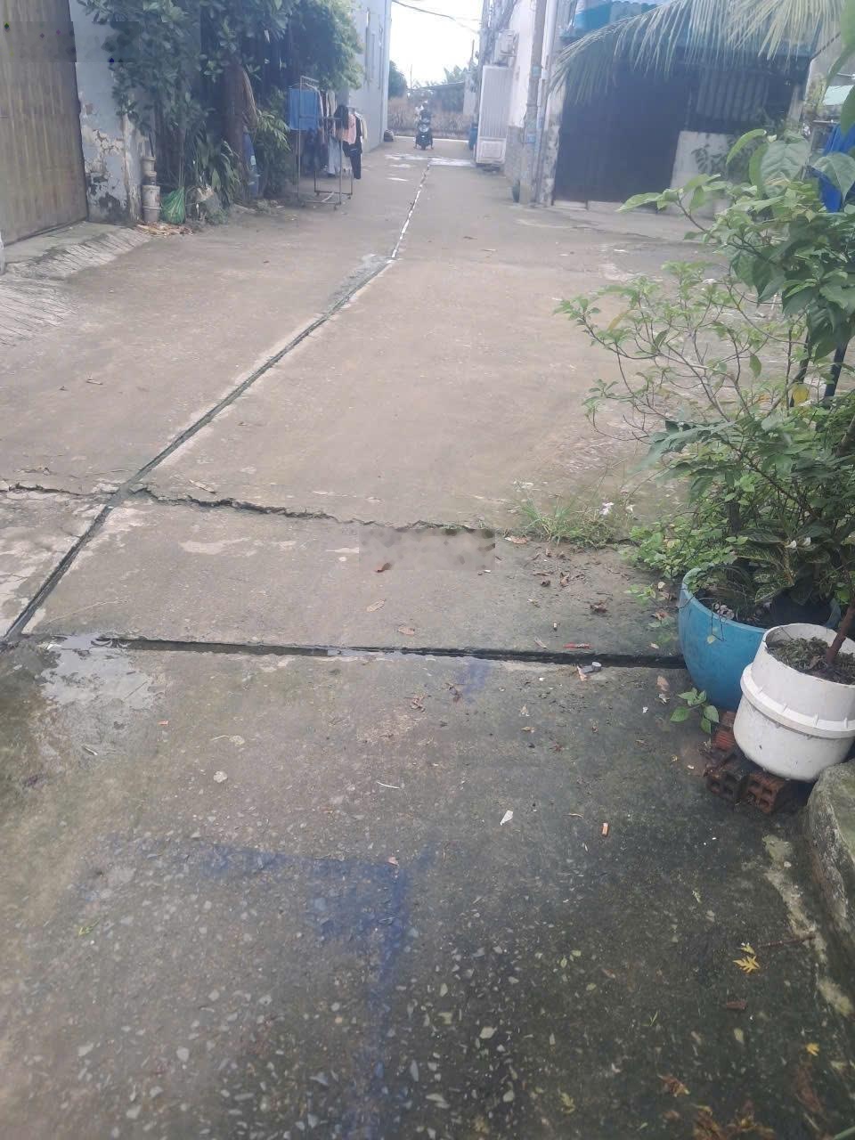 Cần bán nhà chính chủ sổ chung tổ 3, khu phố Phước Hải, Phường Thái Hòa, Tp. Tân Uyên, Bình Dương