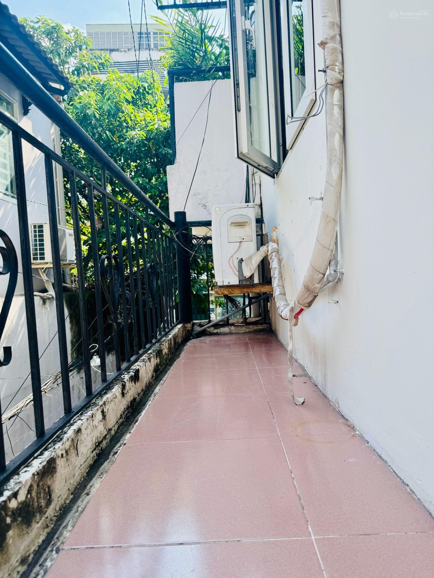 Bán nhà hxh 15m2 - 3 tầng - trần đình xu - q1 - giá chỉ 3,9 tỉ