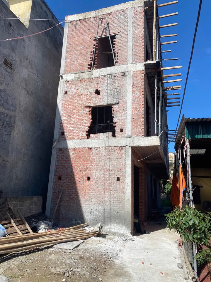 Bán nhà 41m2, 3 ngủ, hướng Đông Bắc, gần Nguyễn Trãi, chỉ 1 tỷ