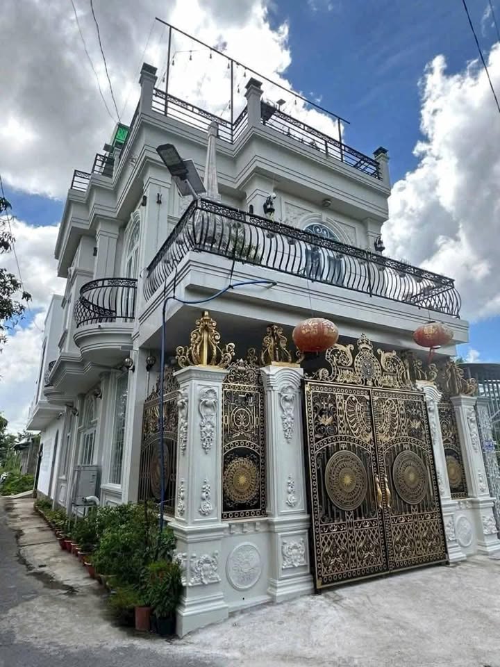 Chào mừng quý khách đến với cơ hội sở hữu một căn biệt thự góc 2 mặt tiền