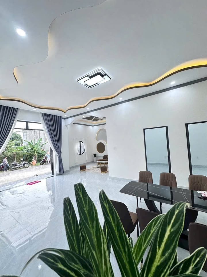 Siêu phẩm nhà xinh mới hoàn thiện, sẵn sàng đón chủ mới tại Khu phố Trường An