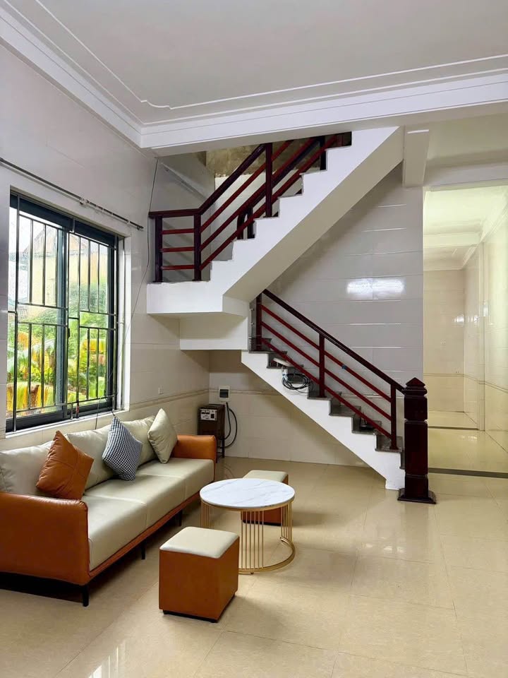 Nhà Vinh Tân mộng mơ 3,3 Tỷ, hướng Nam