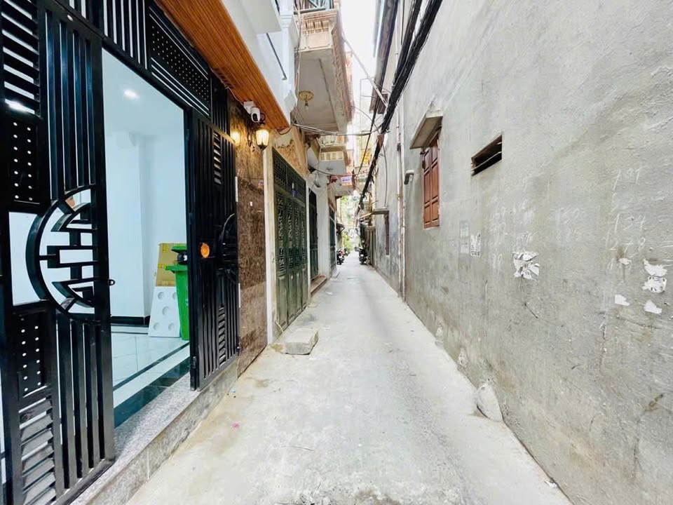 Siêu phẩm dòng tiền 6 tầng thang máy, 13 phòng khép kín tại Trương Định