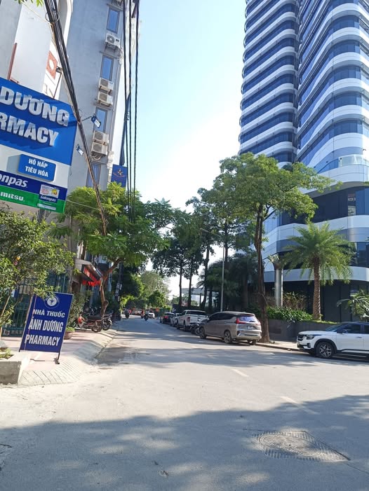 Sở hữu vị trí đắc địa gần Công viên Hòa Bình, Xuân Đỉnh