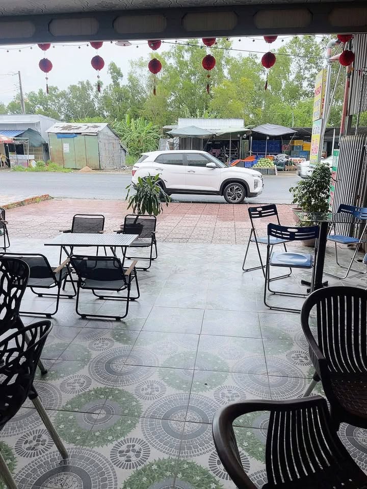 Nhà đất Cà Mau ngang 8m dài 50m, sẵn sàng kinh doanh, giá 4,4 tỷ