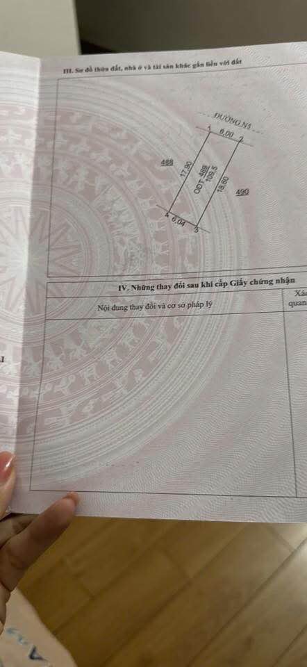 Nhà 2 tầng mới đẹp, 3 phòng ngủ, hướng Đông Bắc, đường Doãn Kế Thiện, Lai Châu