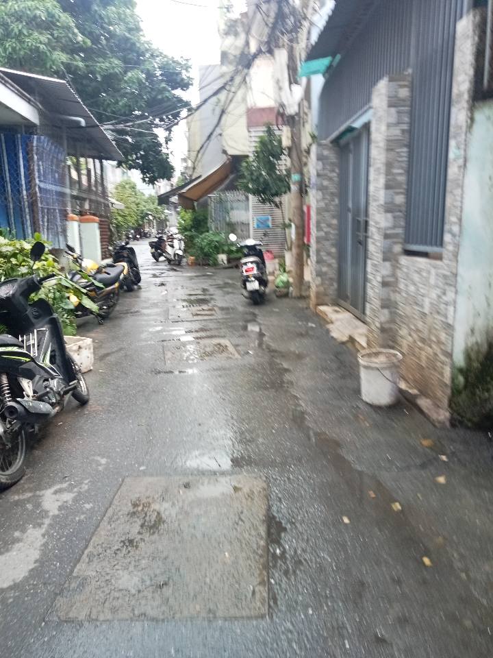 Cần bán gấp căn nhà 3 tầng tại Thành phố Tam Kỳ, Tỉnh Quảng Nam, sẵn sàng đón chủ mới về ở ngay