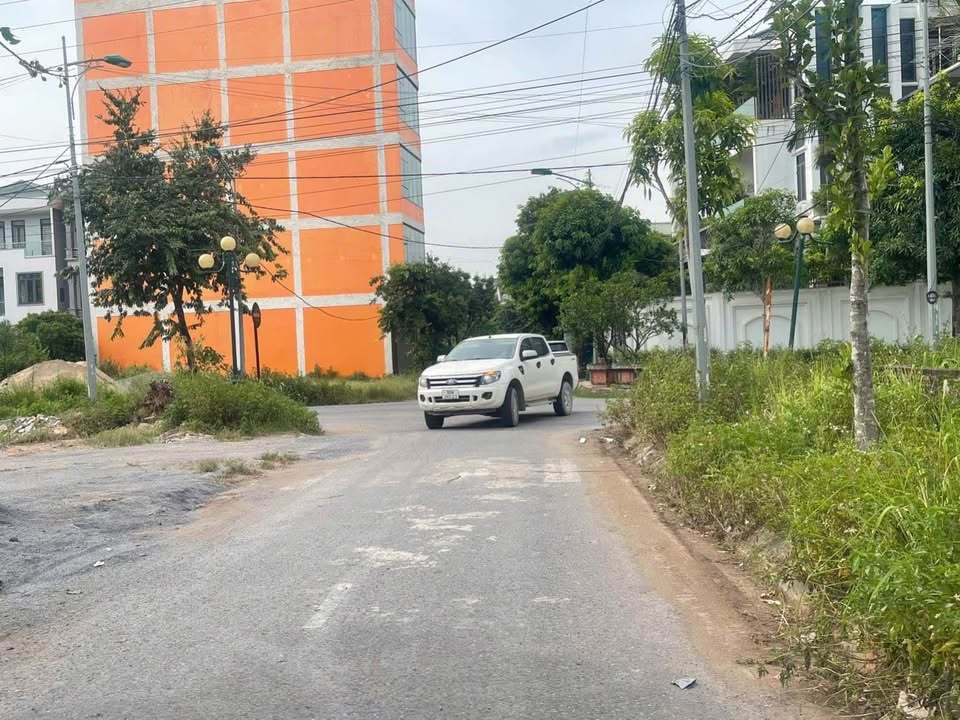 Đất khu đô thị Tây Đáy 88m2, mặt tiền 6,1m, hướng Tây ghé Nam, xây nhà hay làm kho xưởng đều đỉnh