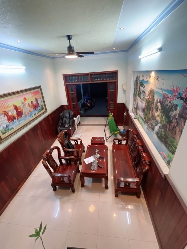 Nhà 4 lầu Phan Đăng Lưu, cơ hội an cư kinh doanh đắc địa