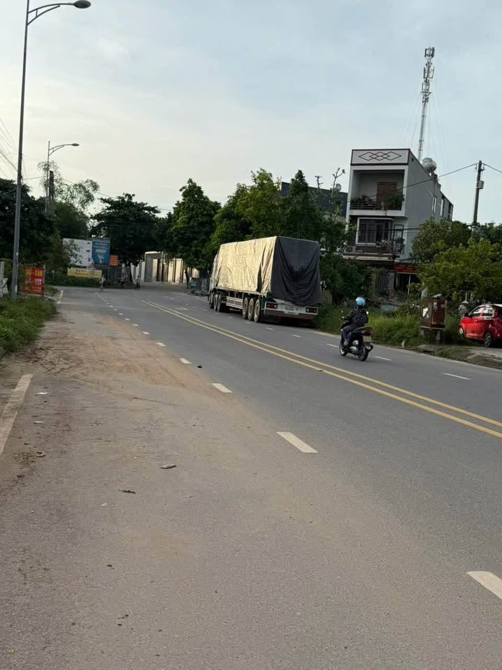 Nhà đẹp kinh doanh trục chính khu đô thị Minh Phương, Việt Trì - giá hời