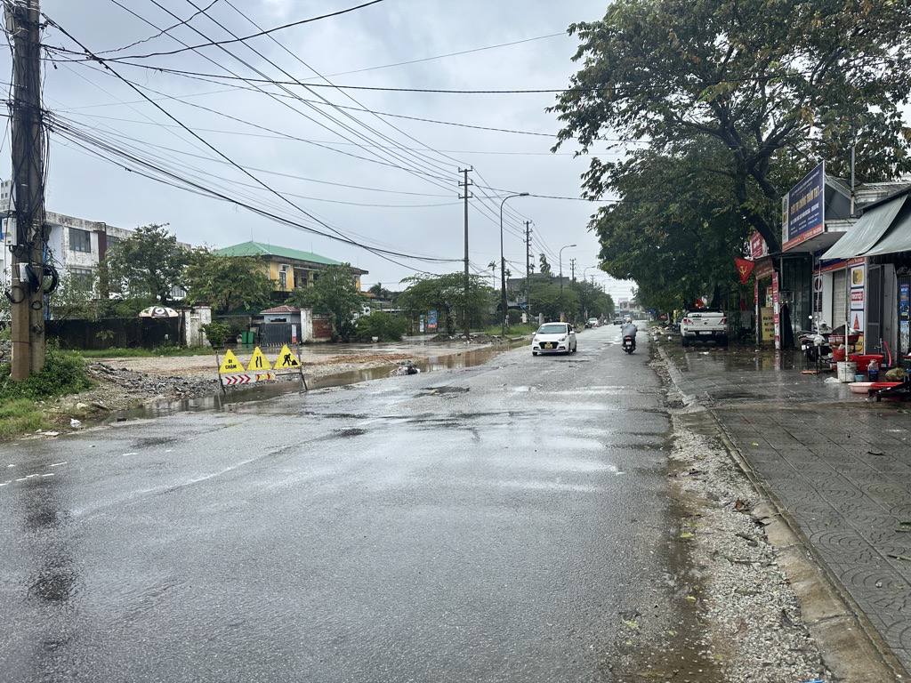 Nhà mặt tiền kinh doanh đỉnh, sát Phạm Văn Đồng, thành phố Huế