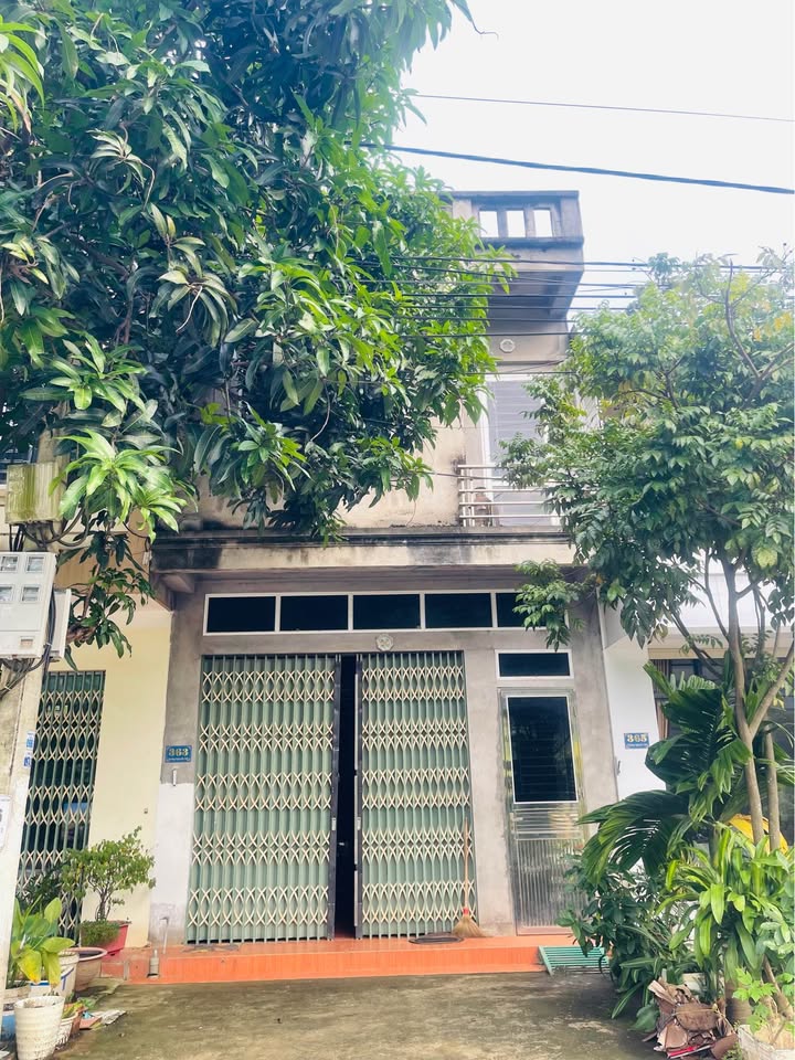 Nhà 2 tầng kiên cố, 5m x 20m, hướng Tây Bắc, ngay mặt đường TN7 Xuân Tăng